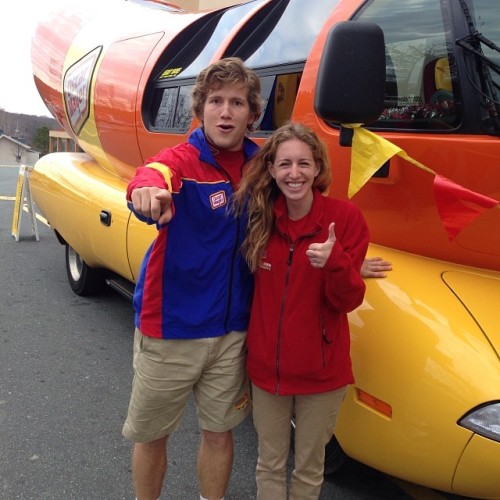 oscar-mayer-wienermobile